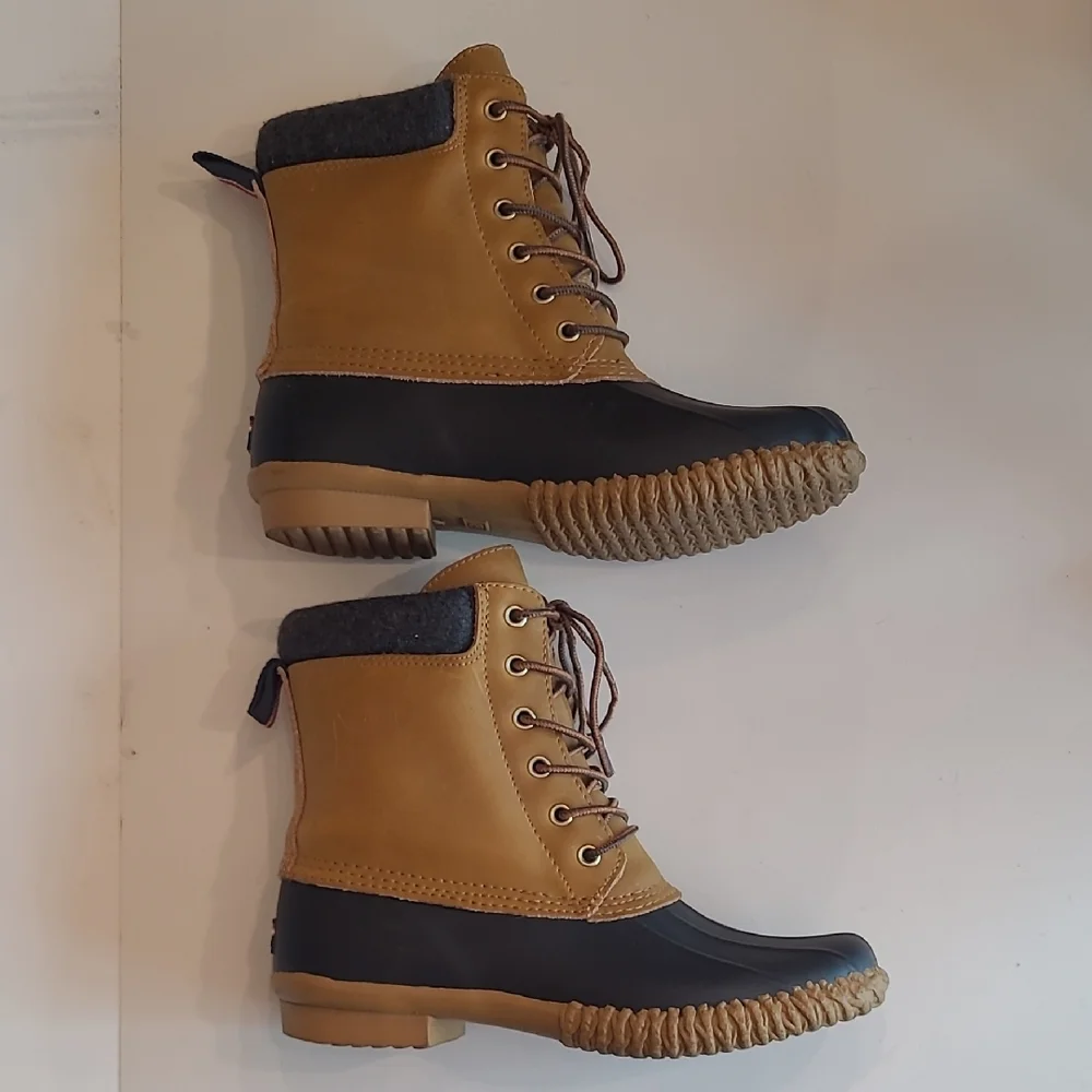 Tommy Hilfiger Waterproof Slip On Leather Traction Insulation Rain Snow Boot
